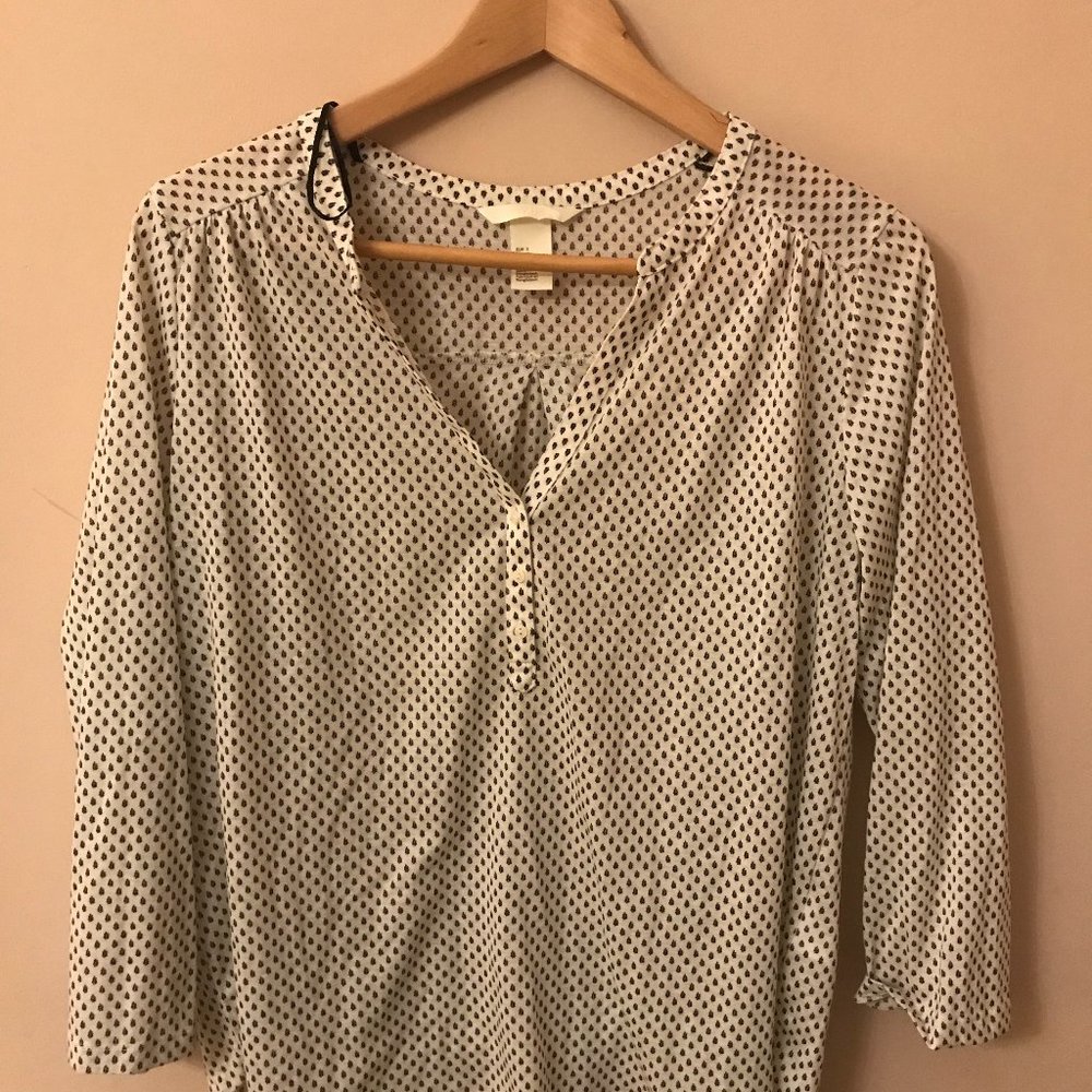 H&M White Tee Shirt with Black Dots Long Sleeves